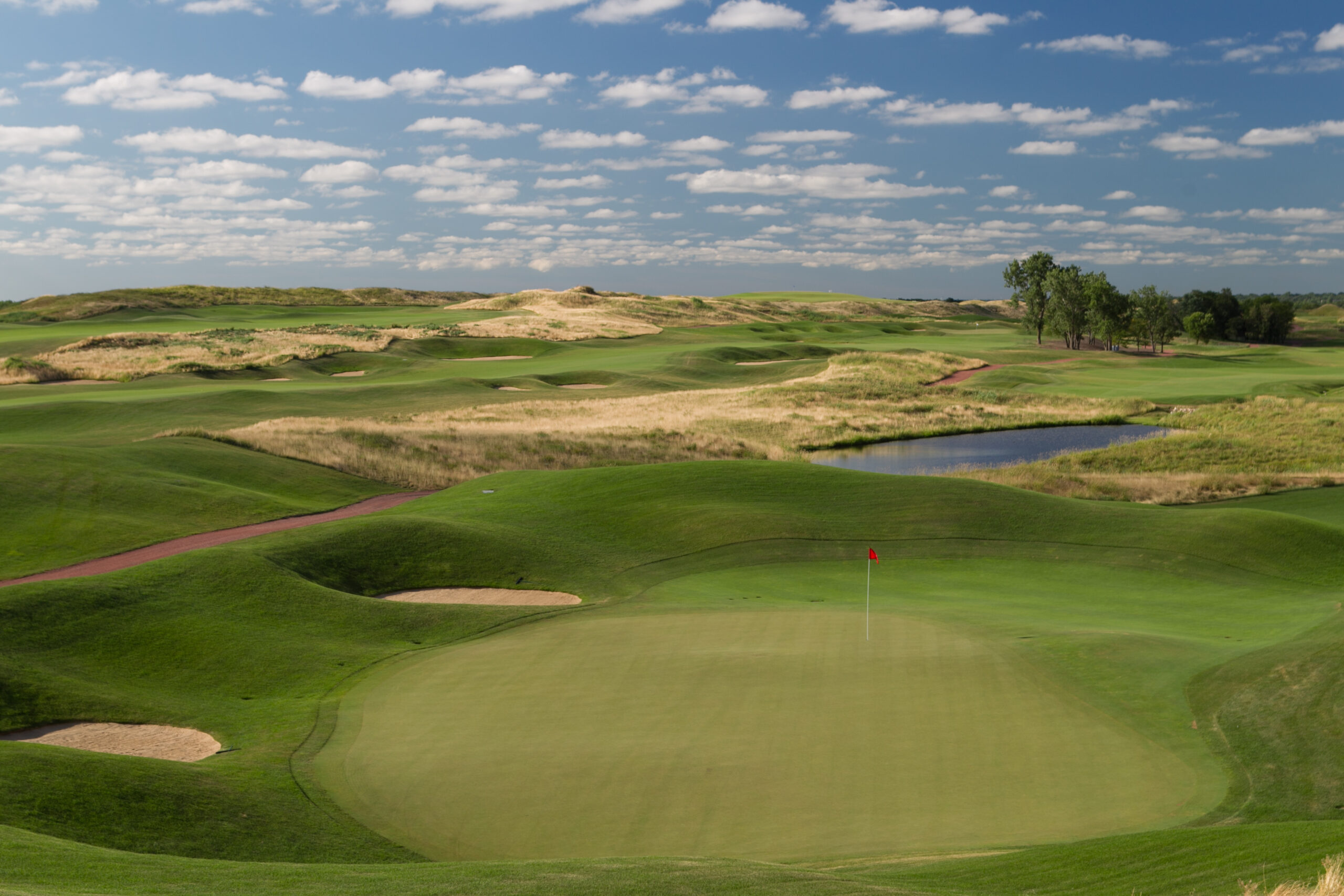 Bringing New Golfers to the Range Chicago Highlands Golf Range